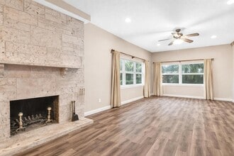 916 Roberts Rd in Delray Beach, FL - Building Photo - Building Photo