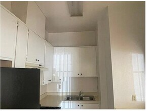 1133 N Ardmore Ave in Los Angeles, CA - Building Photo - Building Photo