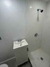 25 Kirkwood Rd, Unit 1 in Boston, MA - Building Photo - Building Photo