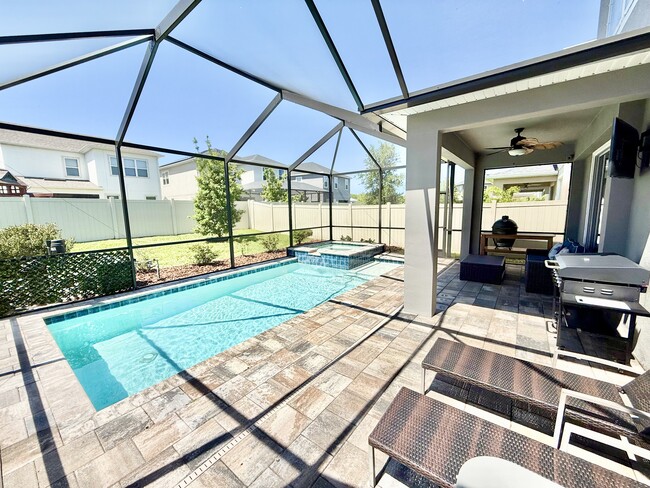 13906 Stansil Ave in Odessa, FL - Foto de edificio - Building Photo