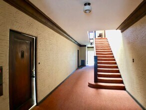 1352 W 10th St in San Pedro, CA - Foto de edificio - Building Photo