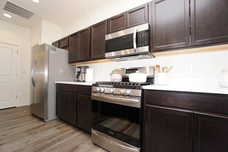 2922 Poinciana Dr in West Lafayette, IN - Building Photo - Building Photo