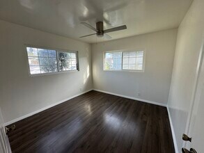 833 W Walnut Ave, Unit frnt in Monrovia, CA - Building Photo - Building Photo
