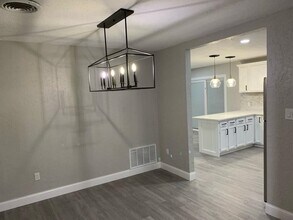 1713 NW Great Plains Blvd in Lawton, OK - Building Photo - Building Photo