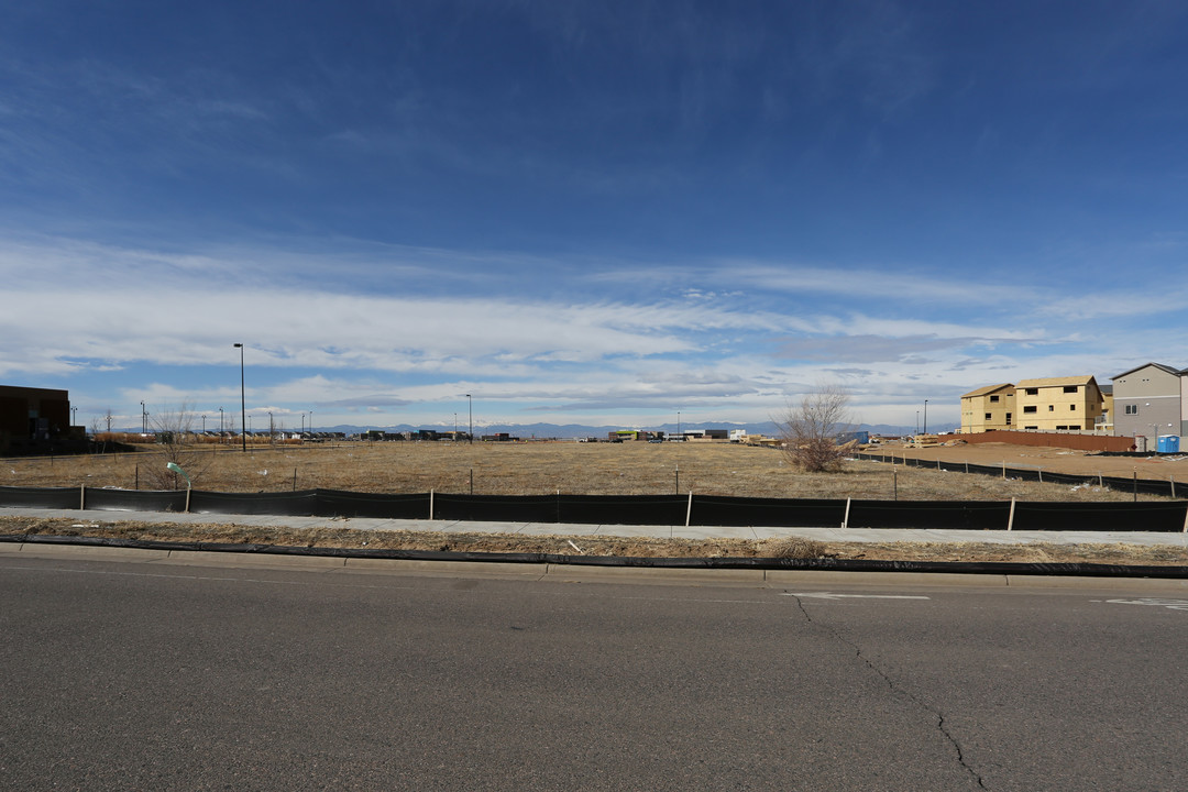 Tower and Elmendorf in Denver, CO - Building Photo