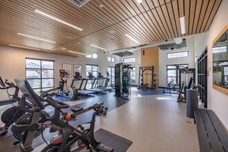 The Arboretum in Farmingville, NY - Foto de edificio - Interior Photo