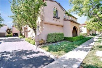 2137 Cedarwood Loop in San Ramon, CA - Building Photo - Building Photo