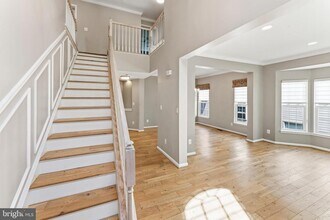 14036 Sterling Point Dr in Gainesville, VA - Building Photo - Building Photo