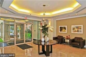 7500 Woodmont Ave in Bethesda, MD - Building Photo - Building Photo