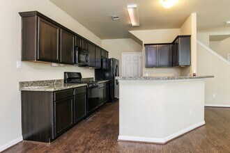 13050 Rose Landing Dr in Houston, TX - Building Photo - Building Photo