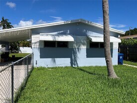 404 SW 5th Ave in Hallandale Beach, FL - Building Photo