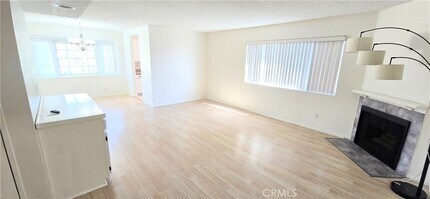 630 W Dryden St, Unit D in Glendale, CA - Building Photo - Building Photo