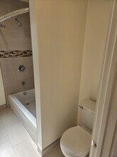 2118 W 57th St in Los Angeles, CA - Building Photo - Building Photo