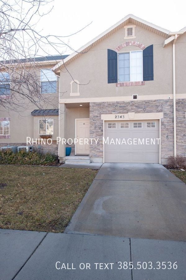 property at 2343 Adelaide Dr