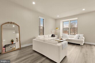 9639 Tall Oaks Rd in Montgomery Village, MD - Building Photo - Building Photo