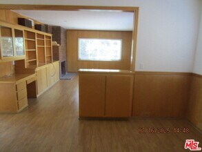 12715 Hartland St in Los Angeles, CA - Building Photo - Building Photo