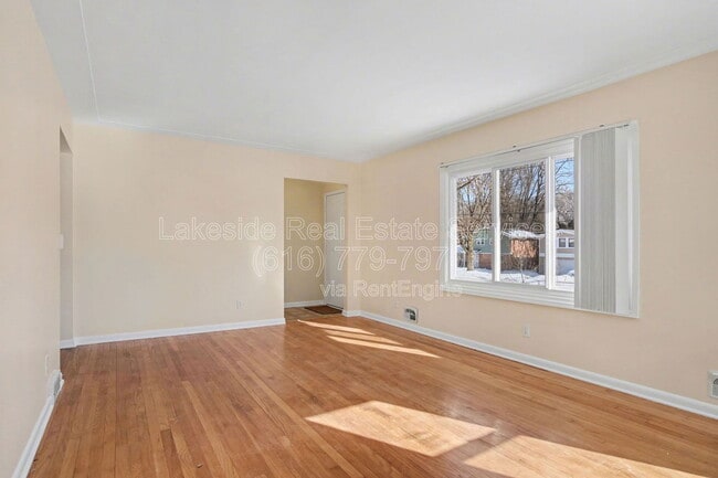 property at 1421 Ball Ave NE
