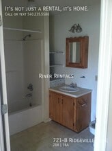 721 Ridgeville Ln in Harrisonburg, VA - Building Photo - Building Photo