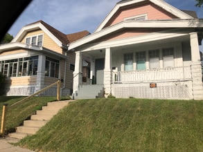 3138 N 16th St in Milwaukee, WI - Building Photo - Building Photo