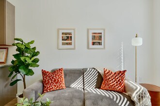 The Terraces at Park Heights (Senior 62+) in Baltimore, MD - Foto de edificio - Building Photo