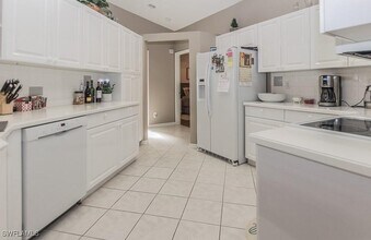 960 Partridge Cir in Naples, FL - Building Photo - Building Photo