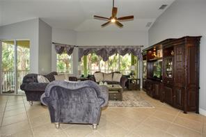 2004 Tarpon Bay Dr N-Unit -201 in Naples, FL - Building Photo - Building Photo