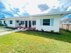 268 NE 112th St in Miami, FL - Building Photo