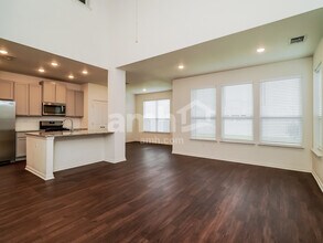 2739 Spencebrook in New Braunfels, TX - Foto de edificio - Building Photo