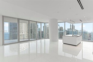 300 Biscayne Blvd Way, Unit 4007 in Miami, FL - Building Photo