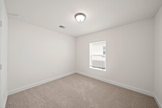 13305 Moncloa Dr in Houston, TX - Building Photo - Building Photo