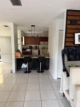 6845 NW 169th St in Hialeah, FL - Building Photo - Building Photo
