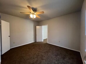 1212 Taylor St in Waco, TX - Building Photo - Building Photo