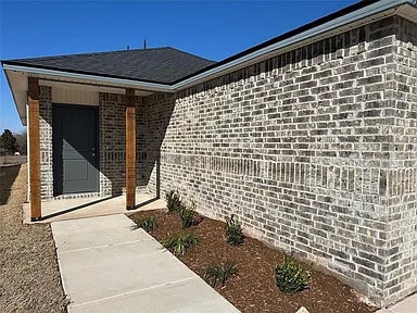 property at 1218 Guthrie Farms Blvd