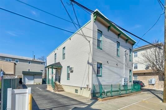 property at 11 Isabella Ave