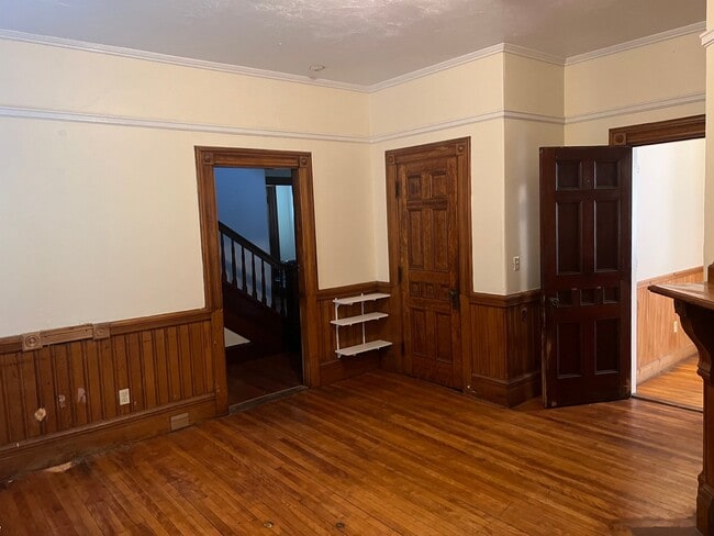 14 Beacon St