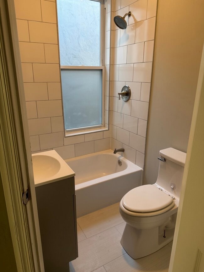 2630 N Bancroft St in Philadelphia, PA - Foto de edificio - Building Photo