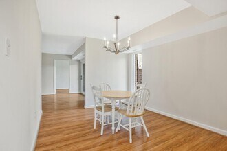 1 Silverwood Cir in Annapolis, MD - Building Photo - Building Photo