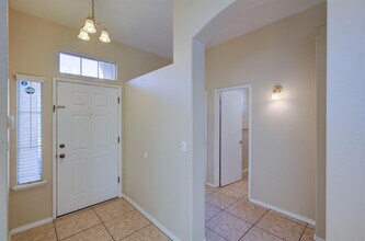 5654 Violet Ave in Fresno, CA - Building Photo - Building Photo