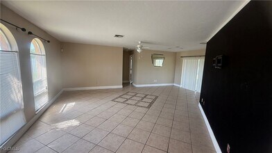 412 Glendale Ave in Lehigh Acres, FL - Building Photo - Building Photo