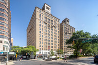 Manhill Apartments in New York, NY - Foto de edificio - Building Photo