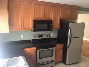 308 Clinton St SE in Jacksonville, AL - Building Photo - Building Photo