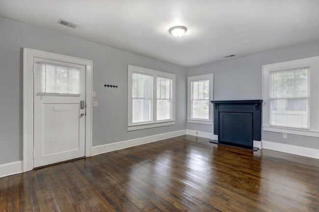 1321 E 39th St in Savannah, GA - Building Photo - Building Photo