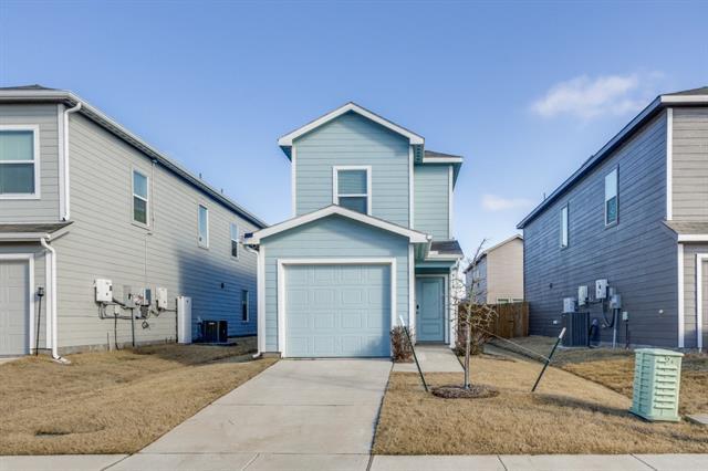 property at 914 Blue Heron Dr