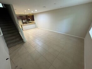 1578 W Artesia Sq in Gardena, CA - Building Photo - Building Photo