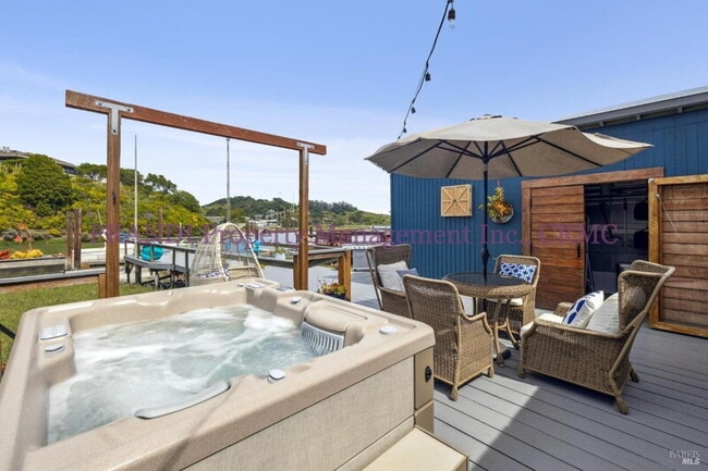 35 Greenbrae Boardwalk in Kentfield, CA - Building Photo - Building Photo