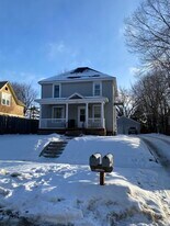 609 McDonough St in Eau Claire, WI - Building Photo