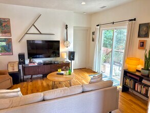 186 Moody Ave in Candler, NC - Building Photo - Building Photo