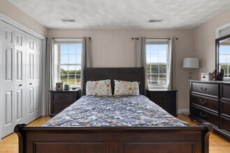 60 Sylvan St in Melrose, MA - Building Photo - Building Photo