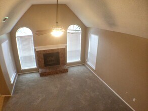 920 Meadowdale Rd in Arlington, TX - Building Photo - Building Photo