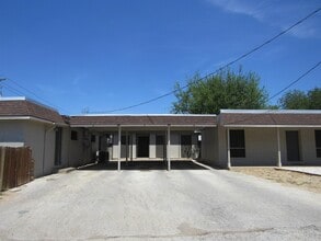 2403 E Frost St in Laredo, TX - Building Photo - Building Photo